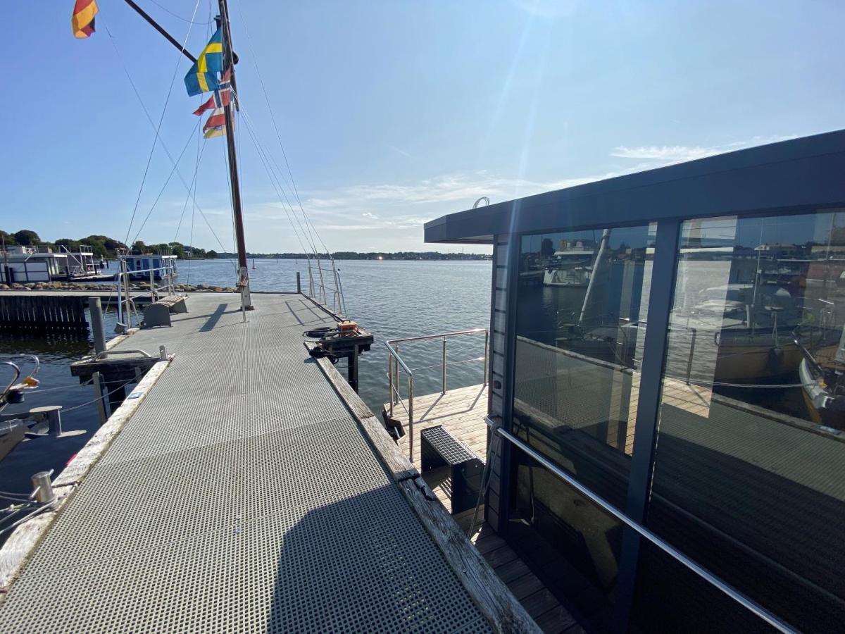 Hotel Hausboot Fjord Nordstern Mit Dachterrasse In Szlezwik Zewnętrze zdjęcie
